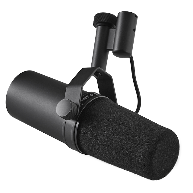 The Shure SM7B lyric assistant